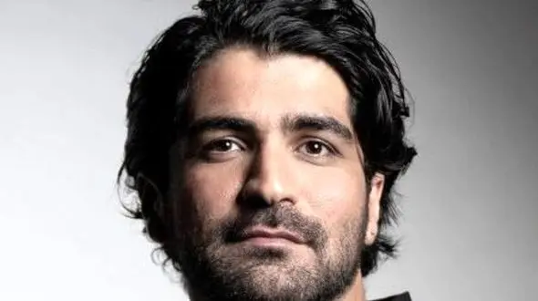 دانلود آهنگ عرفان طهماسبی ای تو تمام بودنم نگیر از قصه ی من + کامل