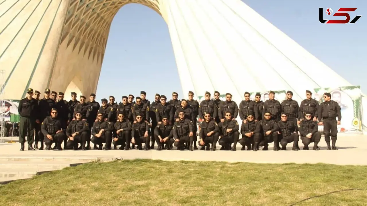 نمایش اقتدار یگان امداد فرماندهی انتظامی تهران بزرگ در میدان آزادی + تصاویر 