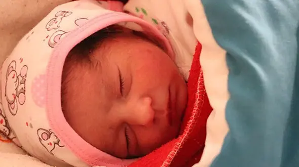 این  نوزاد کرجی دو بار فروخته شد ! / آخرین مبلغ 100 میلیون تومان بود!