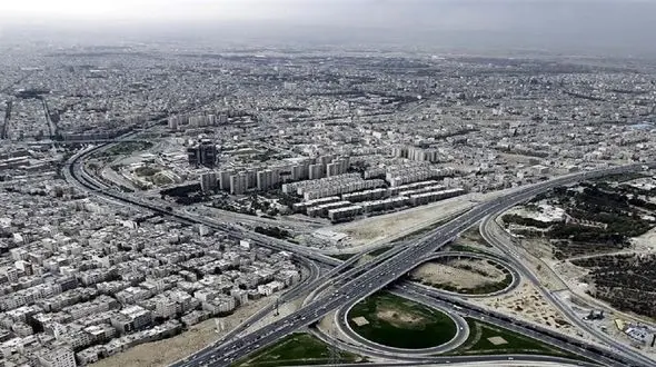 تا چهار سال دیگر، ۲۰ درصد جمعیت کشور در حریم تهران ساکن می شوند / انتقاد از تغییر کاربری اراضی برخی پادگان‌‌ ها