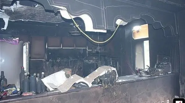 آتش سوزی مجتمع مسکونی 4 طبقه در تهران + عکس 