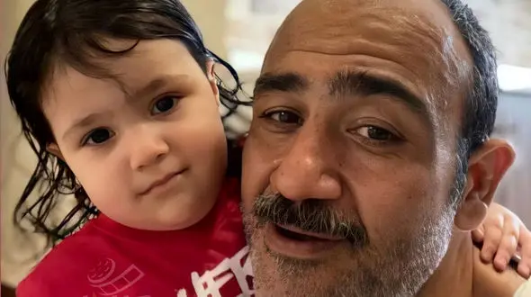 رقصیدن مهران غفوریان با زن ها در شب تولد دخترش + فیلم و عکس