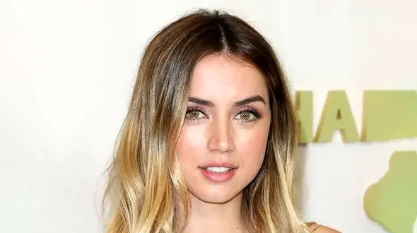 مرلین مونروی جوان آماده برای یک سال رویایی 