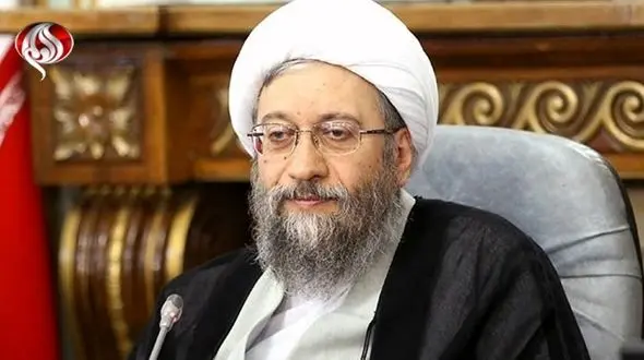 مهاجرت آیت‌الله آملی لاریجانی / یک منبع مطلع توضیح داد