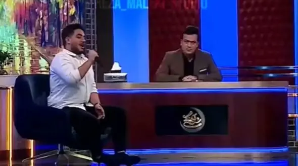 فیلم /آواز پر انرژی مهران مدیری جلو جمعیت آرون افشار 20 ساله رو خیت کرد و حالا انتقام آرون