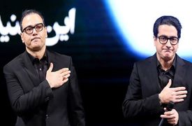 فیلم آواز باشکوه و  احساسی /  خواننده شوشتری جلوی همایون شجریان و علیرضا قربانی ن میخونه با حنجره طلاییش !