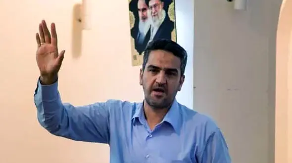 صحبت‌های عجیب یکی از راه‌ یافتگان به مجلس درباره دلار !