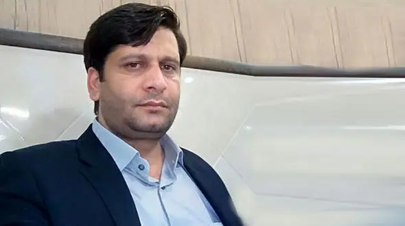  خروج از جلسه و عدم امضای مصوبه مزد مطالبه کارگران از ما بود / علی آبادی (وزیر صمت) شخصاً اعلام کرد که هرگونه افزایش دستمزد برای کارگران در شرایط کنونی سم است!