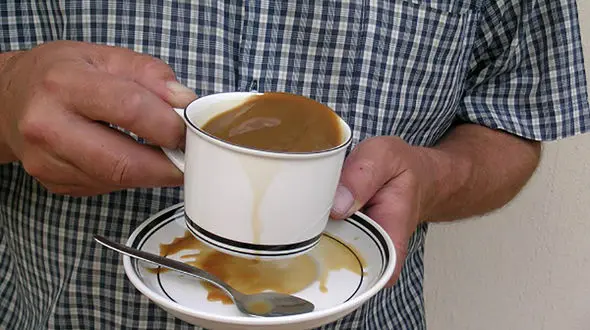 دلایل لرزش بدن و درمان این بیماری