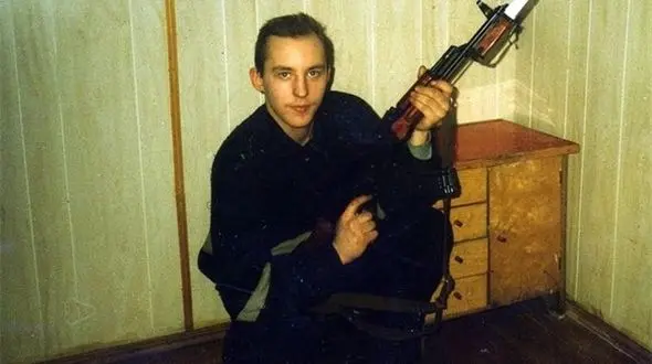 قاتل سادیسمی با آزار 8 زن آنها را با پیچ گوشتی تکه تکه کرد +  عکس 