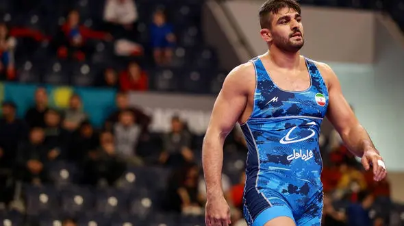 محمدیان با شکست کشتی‌گیر میزبان طلایی شد؛ پایان روز نخست با 3 طلا شاگردان درستکار