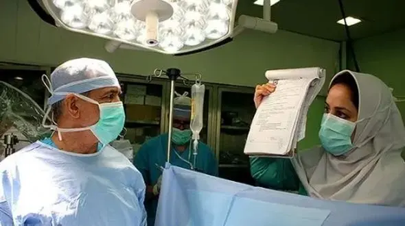 اولین جراحی دریچه قلب با ربات: بدون شکاف سینه، بدون درد