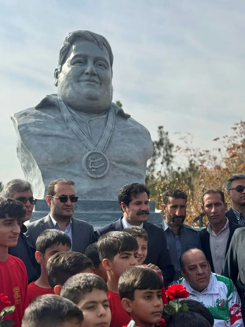 رونمایی از تندیس قهرمان و اسطوره پارالمپیکی