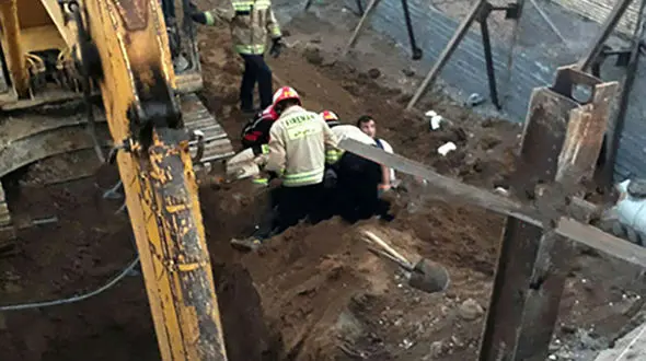 ریزش آوار کارگری را در ساری به کام مرگ کشاند