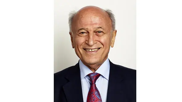 درسی که دختر جوان روستایی به دکتر  جوان داد