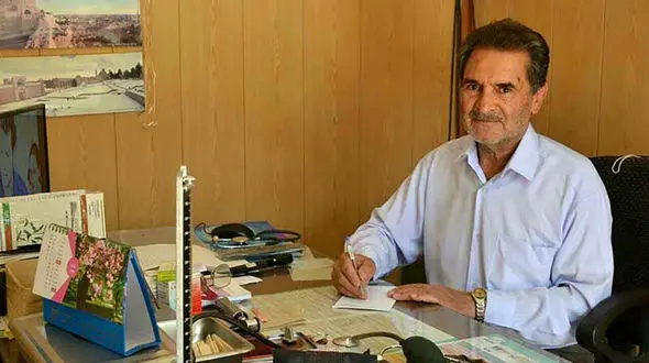 پزشک سرشناس میبدی بر اثر ابتلا به کرونا درگذشت + عکس