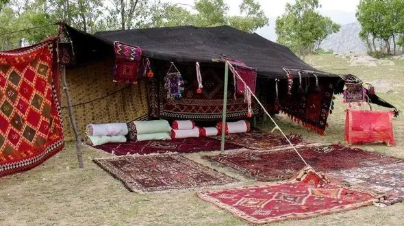 « هِندا » در زبان لُری چیست؟