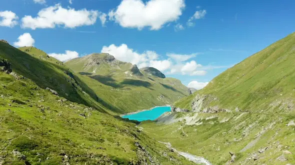 ببینید / نماهنگ بی کلام و آرامش بخش با تصاویر طبیعت زیبای سوییس + فیلم