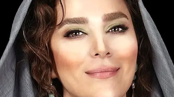 ویدیو امروز | سکانس برتر از مفت بر/ خواستگاری زوری "سحر دولتشاهی" از حامد بهداد