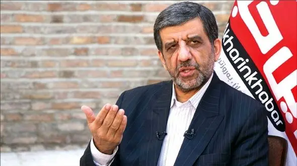 ضرغامی: آمده ام در انتخابات 1400 زیر میز بزنم! / احمدی نژاد بیشتر از روحانی کار می کرد