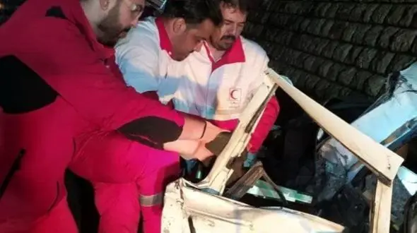 تصادف دلخراش اتوبوس و پژو در محور آشخانه به جنگل گلستان با سه کشته