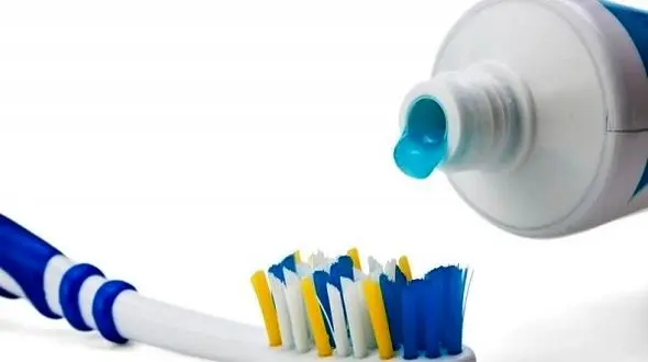 چند بار در روز باید مسواک زد؟
