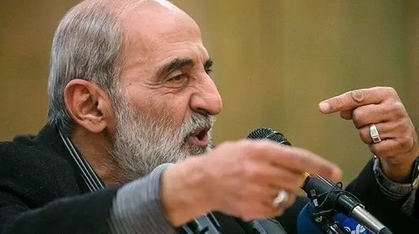 یادداشت حسین شریعتمداری خطاب به آیات «یزدی» و «آملی لاریجانی»