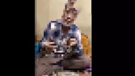 فیلم بازداشت عامل تبلیغ درمان کرونا با تریاک / کرونا به بساط او غلبه کرد + عکس