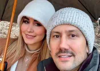 عاشقانه دلنشین شاهرخ استخری به مناسبت تولد همسرش سپیده بزمی پور در بلژیک / مرد عاشق به این میگن!