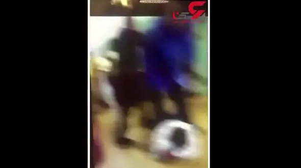 کتک زدن معلم ریاضی توسط دانش آموز معتاد + فیلم