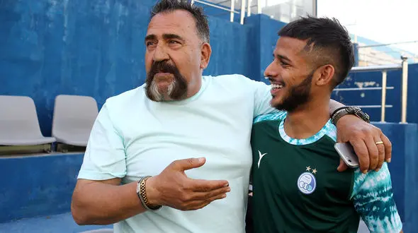 نظر دو پیشکسوت سرخابی درباره حضور وحید قلیچ در تمرین استقلال/ برخی‌ها برای فضای مجازی فعالیت می‌کنند!