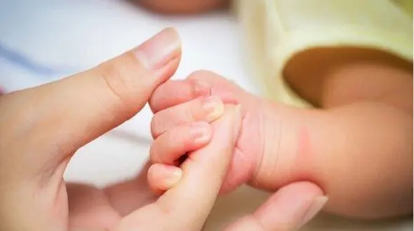 چه ژن هایی را از مادر به ارث می بریم؟