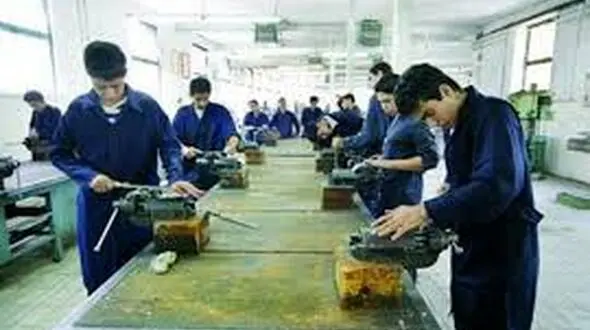 ایجاد هنرستان در کنار مراکز صنعتی و کشاورزی خوزستان/تامین اعتبارات اشتغال تا پایان تیرماه