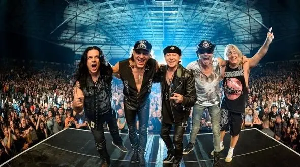 نظر خواننده مشهور اروپایی درباره خوانندگان ایرانی / کلوس ماین: صدای همایون شجریان ما را به سفر در زمان دیگری می‌برد 