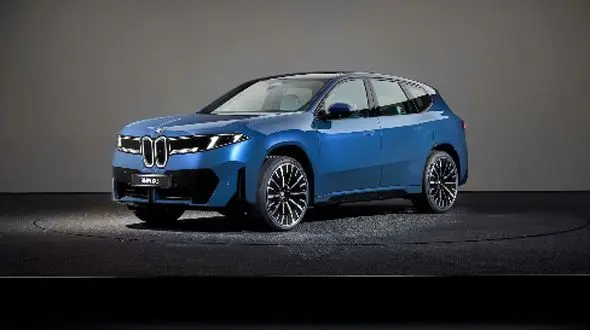 حرکتی جسورانه از بی‌ ام‌ و: شاسی‌ بلند iX3، قدرتی فراتر از تصور / عکس