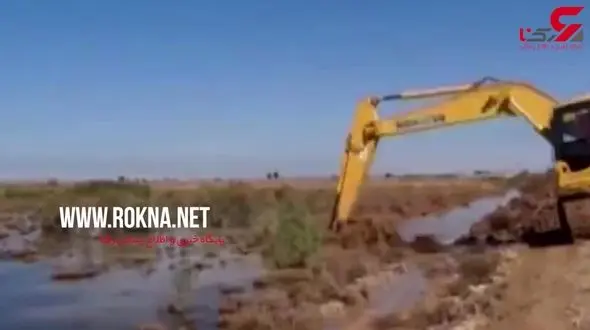 تخلیه آب از گندم‌زارهای خوزستان+فیلم