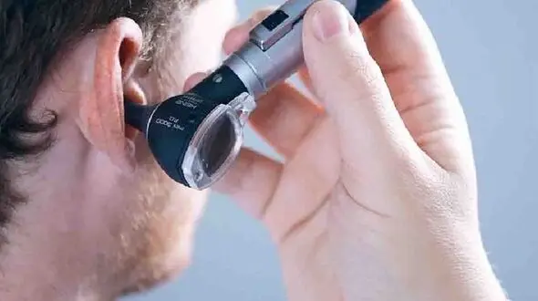 عوارض و فواید جرم گوش 