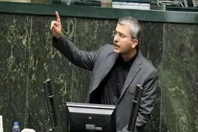 عضو کمیسیون امنیت ملی: باید غنی‌سازی اورانیوم را به ۹۰ درصد برسانیم