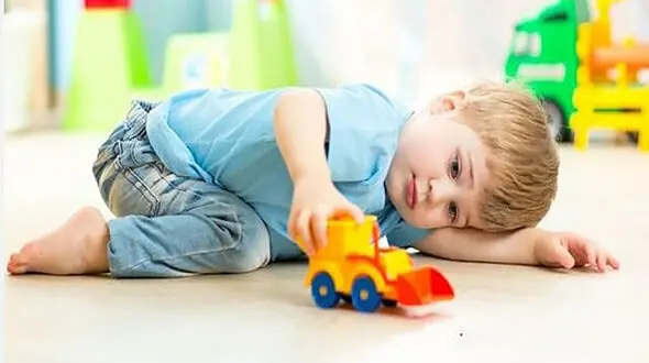 مرز باریک حمایت و دخالت؛ نقش پدربزرگ و مادربزرگ در تربیت کودکان