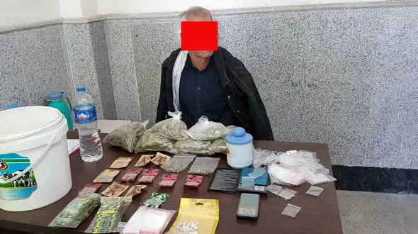 راز شنگولی مشتریان 2 سفره خانه در آبادان چه بود؟ / پدر ساقی مواد است + عکس