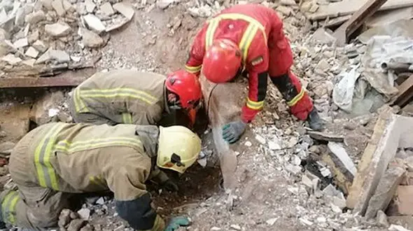 زنده به گور شدن مرد کرجی در خانه ویلایی / او خوش شانس بود ! + عکس 