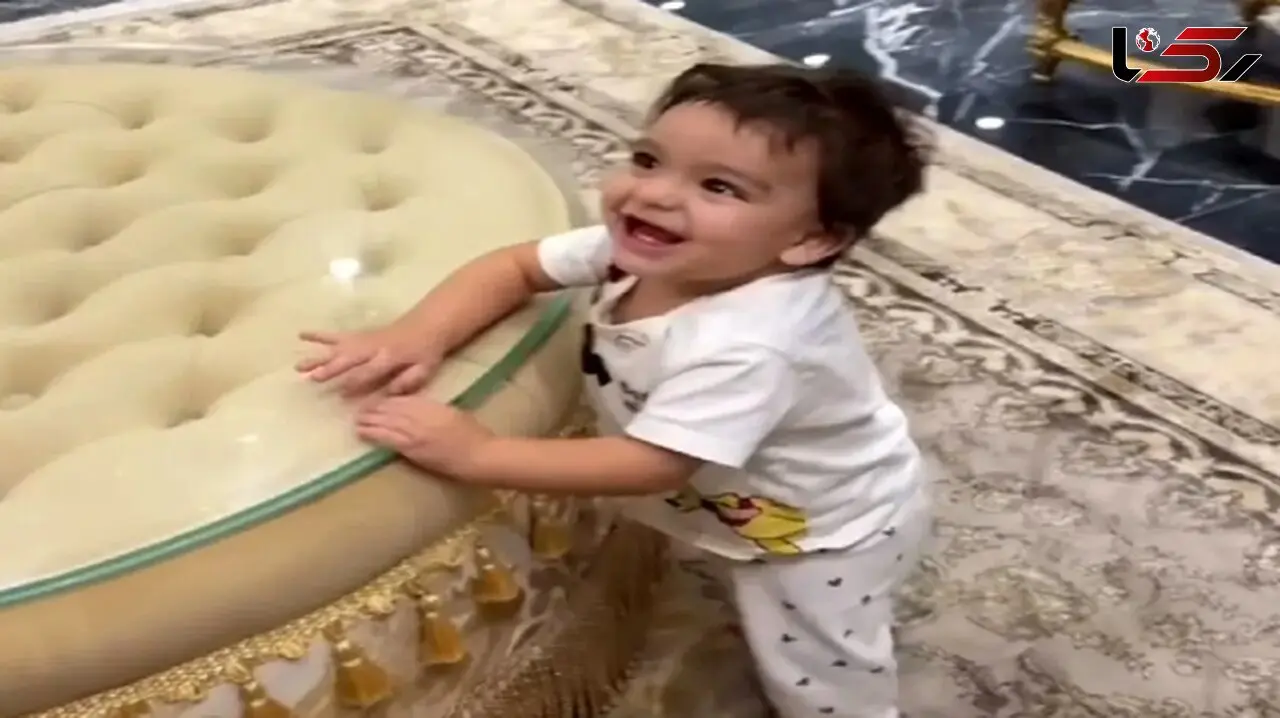 آواز محلی؛ باباهه از سفر برگشته با آهنگ کردی و پایکوبی رفت داخل پسرش جوری ذوقید دیدنی