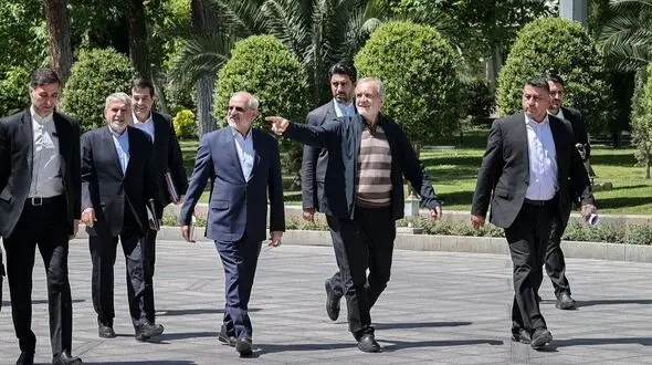 پزشکیان: مواضع من نسبت به سال 88 و 1401 تغییری نکرده‌ است! + فیلم