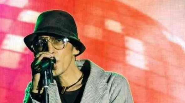 دانلود آهنگ باشکوه مرتضی پاشایی / عشقم همینه...