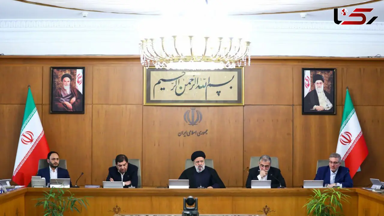 بهبود وضعیت معیشت جامعه، واگذاری تصدی‌گری‌های دولتی به مردم از ضروریات برنامه دولت در سال  جدید است