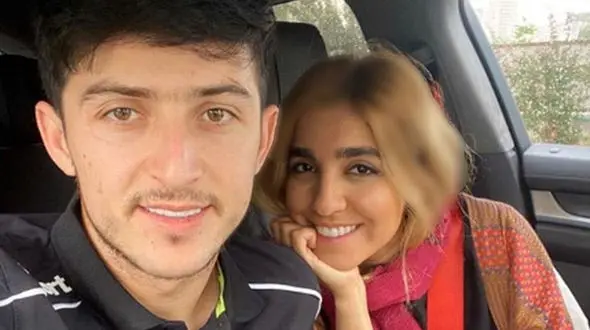 بچه داری سردارآزمون در فرودگاه