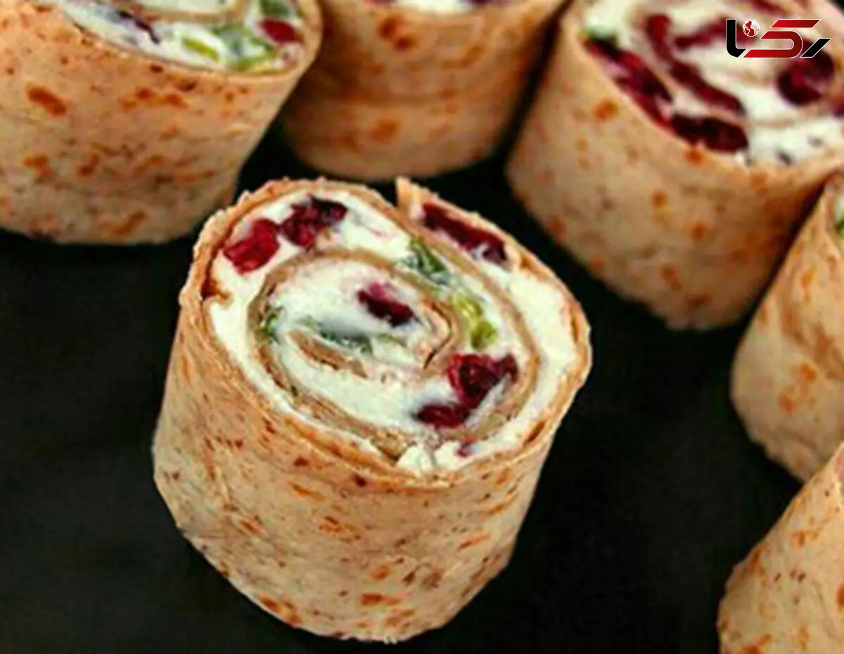 طرز تهیه رولت پنیری برای یک صبحانه خوشمزه 