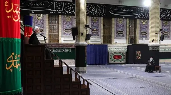 عزاداری شب عاشورای حسینی (ع) با حضور رهبر انقلاب اسلامی