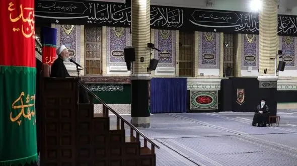 عزاداری شب عاشورای حسینی (ع) با حضور رهبر انقلاب اسلامی