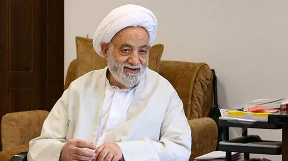 صحبت های خنده دار آقای قرائتی: رفته بودم عروسی دیدم نون و پنیر و هندونه میدن گفتم مگه عروسی نیس اینجا دوماد گفت میخوام حزب اللهی باشم آخه این خُل بازیا چیه +فیلم